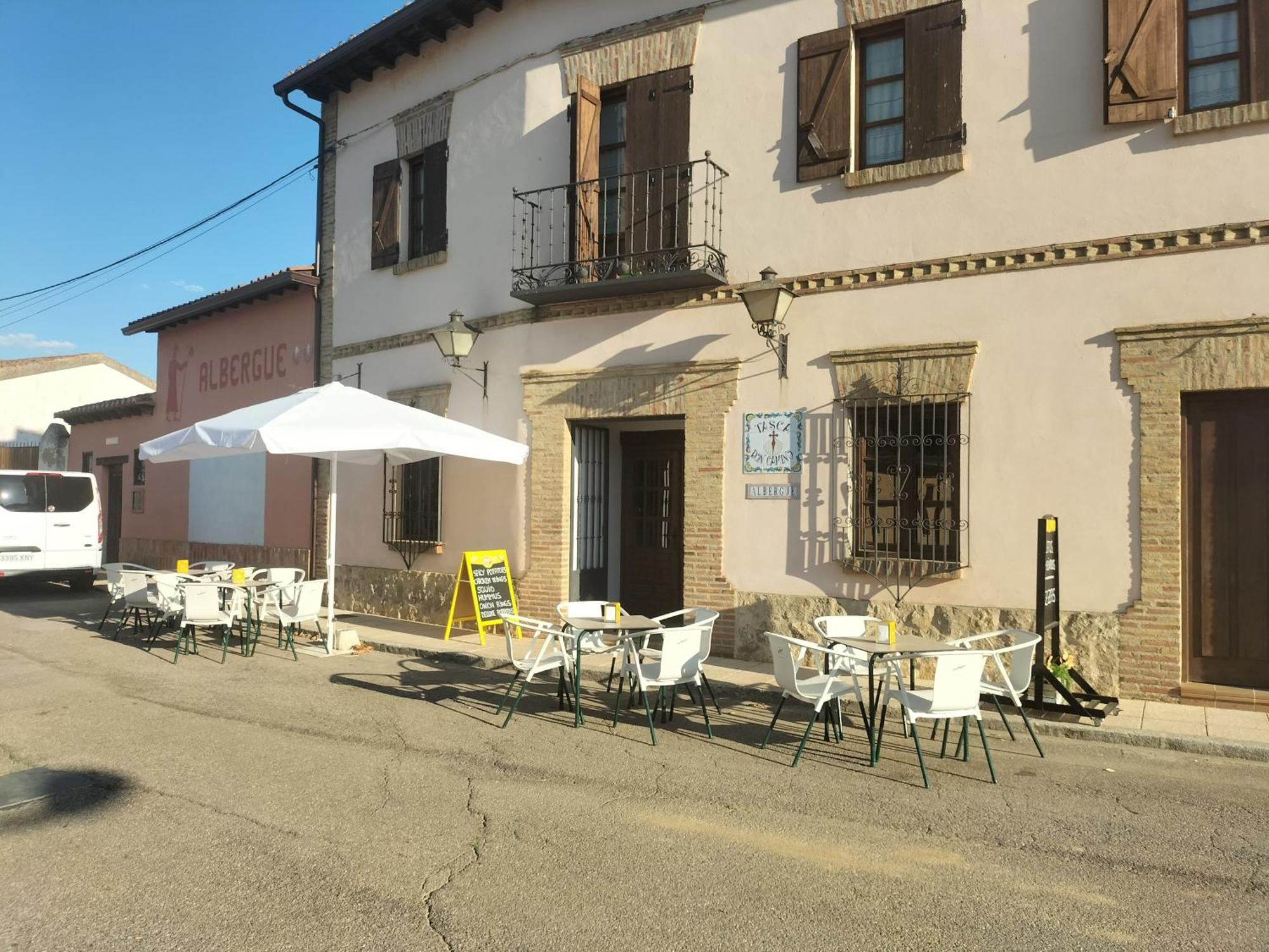 Don Camino Low Cost Villalcázar de Sirga Εξωτερικό φωτογραφία